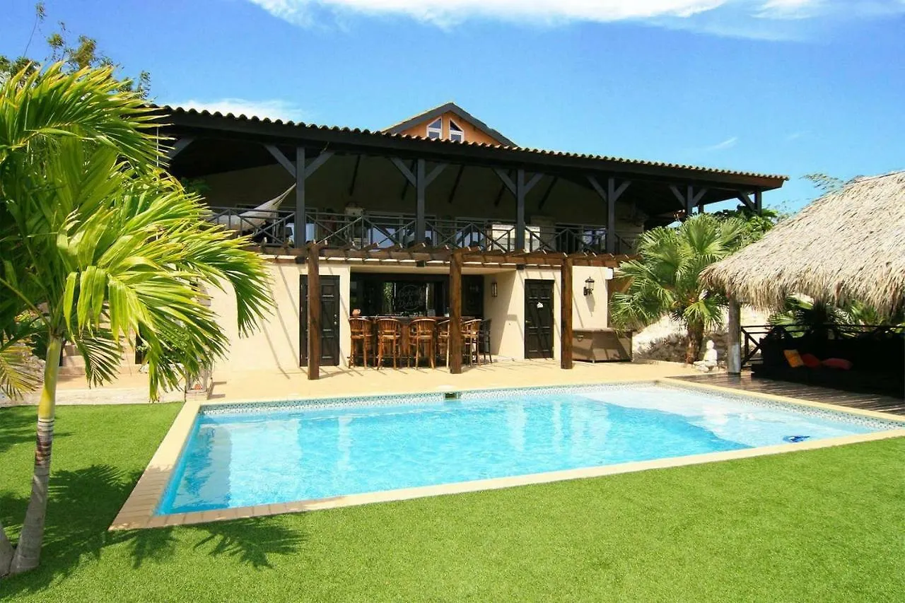 Jan Thiel, Villa Bayside Hill, By Tommy Coconut